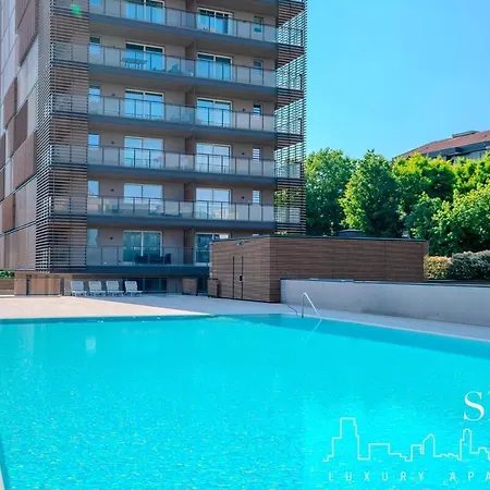 Skyline Luxury Appartament *